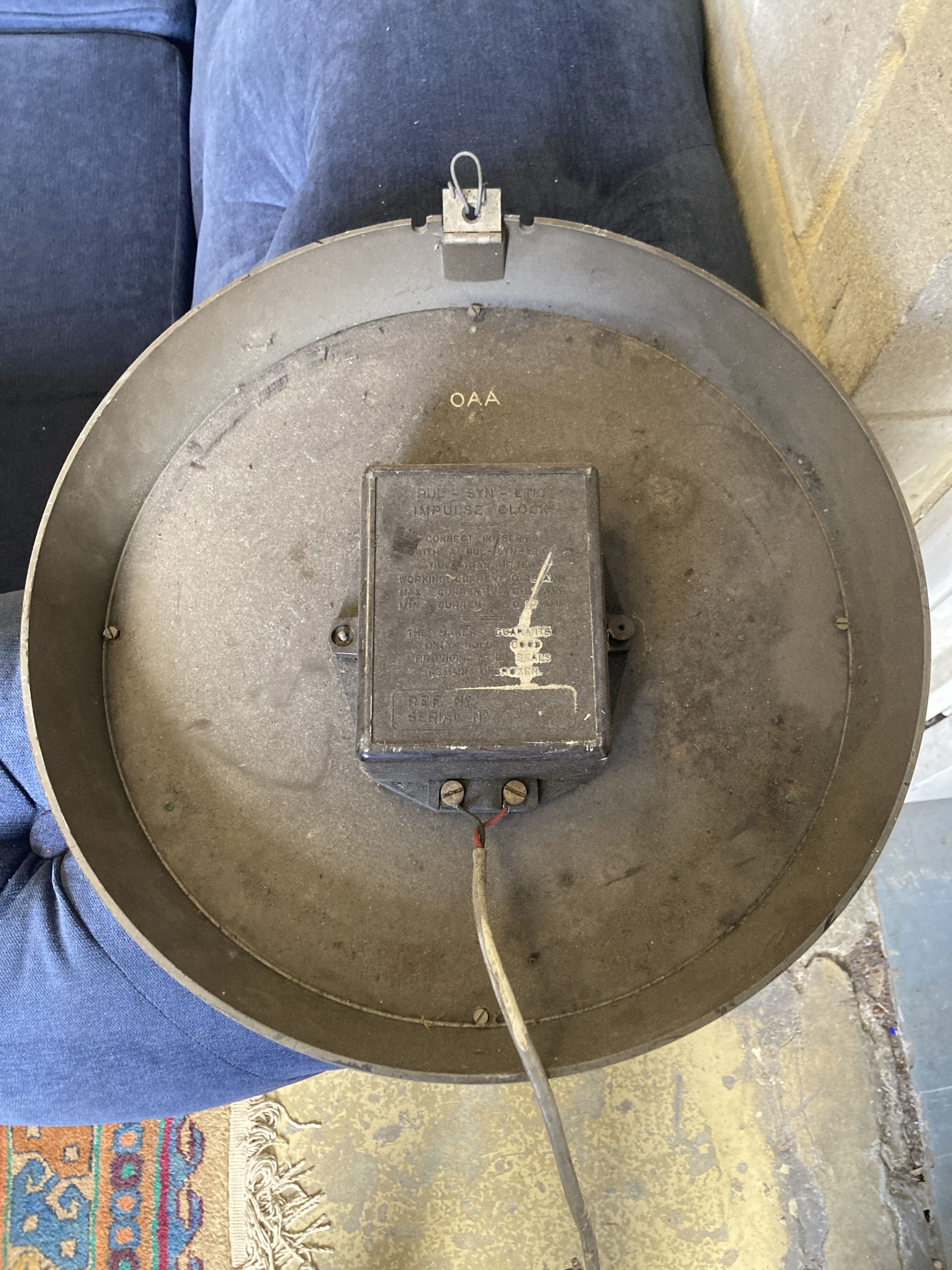 An Elizabeth II GPO electric circular wall timepiece, diameter 34cm